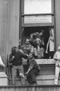 students-on-edge-of-low